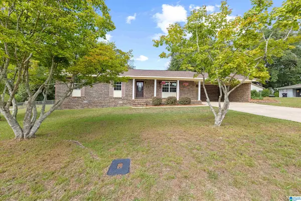 104 CRESTVIEW DRIVE, Clanton, AL 35045