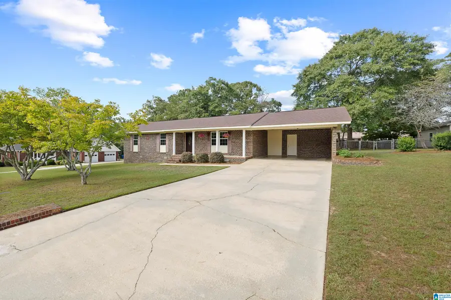 104 CRESTVIEW DRIVE, Clanton, AL 35045 - #3