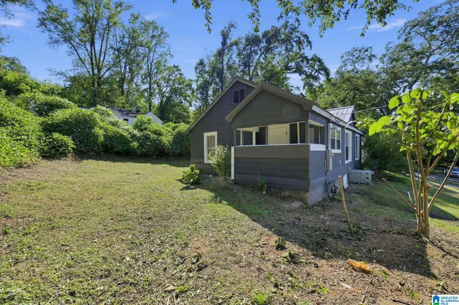 509 COBB AVENUE, Weaver, AL 36277 - #3