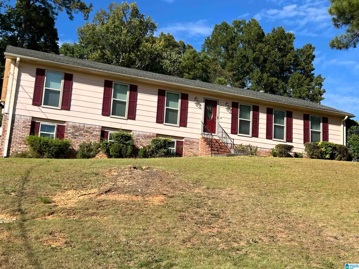 928 18TH AVENUE, Birmingham, AL 35215 - #1