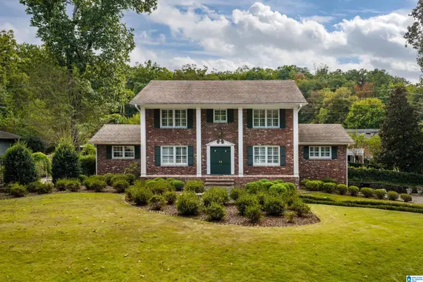 1621 HAYS CIRCLE, Vestavia hills, AL 35216