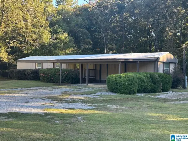2200 SPRAYBERRY ROAD, Pell city, AL 35125