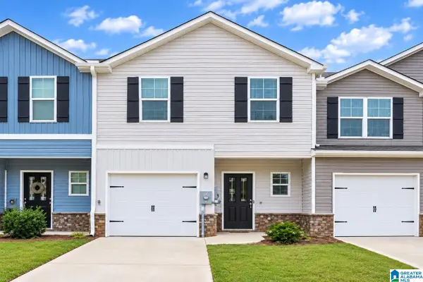 679 THE HEIGHTS LANE, Calera, AL 35040