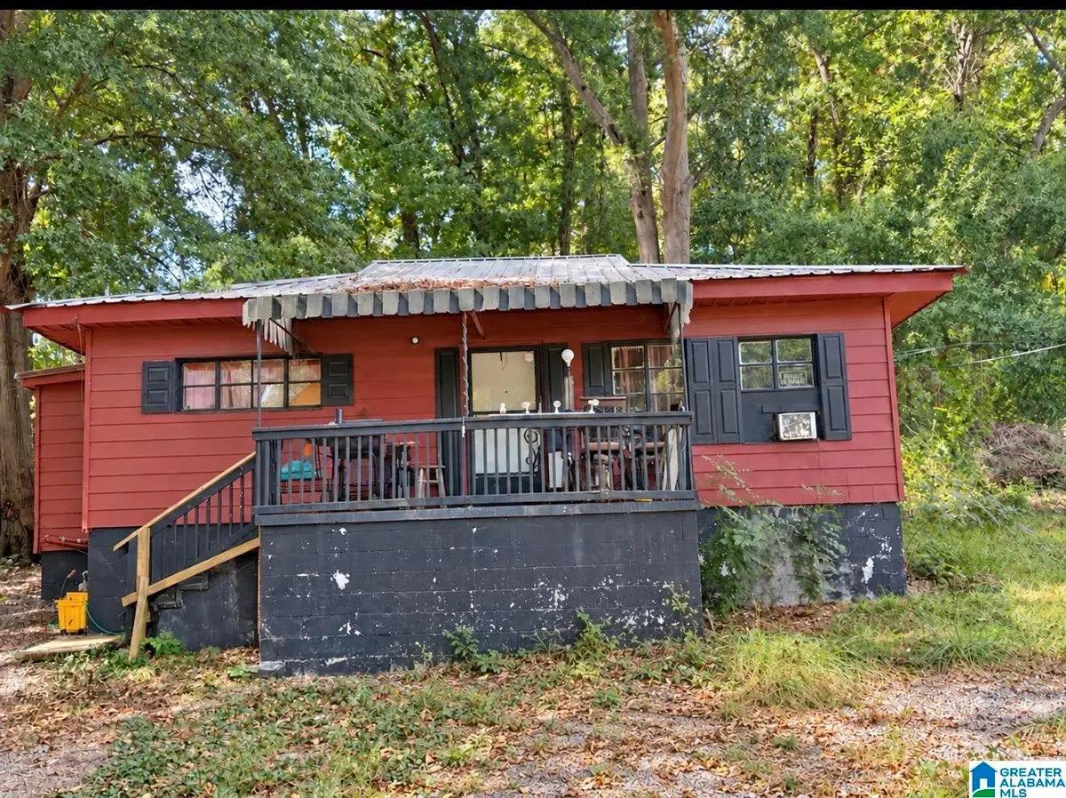520 W LAKE DRIVE, Bessemer, AL 35022 - #1