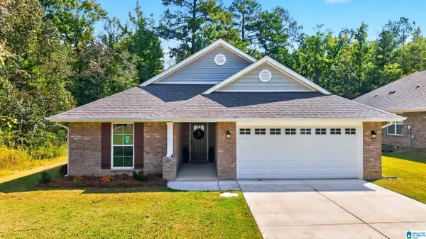 148 PURE LEAF DRIVE, Wilsonville, AL 35186