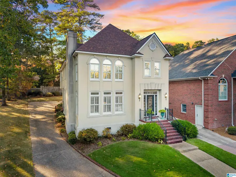 1291 DAVENTRY COURT, Vestavia Hills, AL 35243 - #2