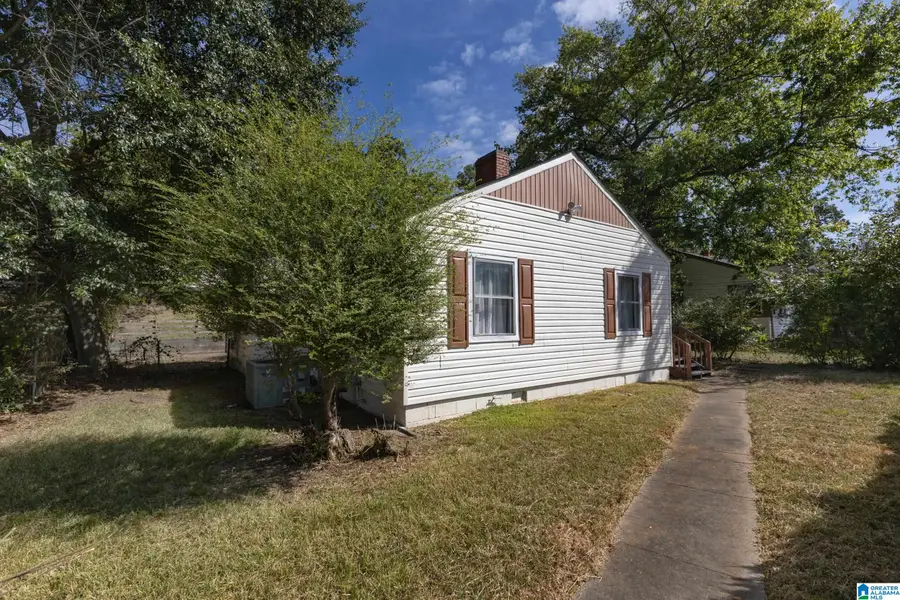 6729 GRASSELLI ROAD, Fairfield, AL 35064 - #3
