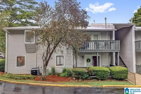 701 WOODLAND VILLAGE, Birmingham, AL 35216