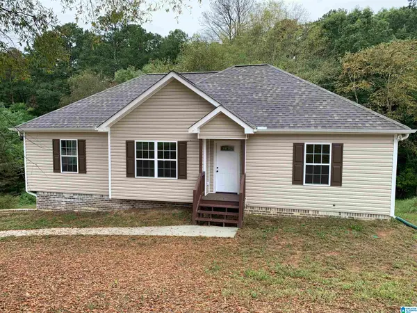 801 LAKESHORE CIRCLE, Warrior, AL 35180