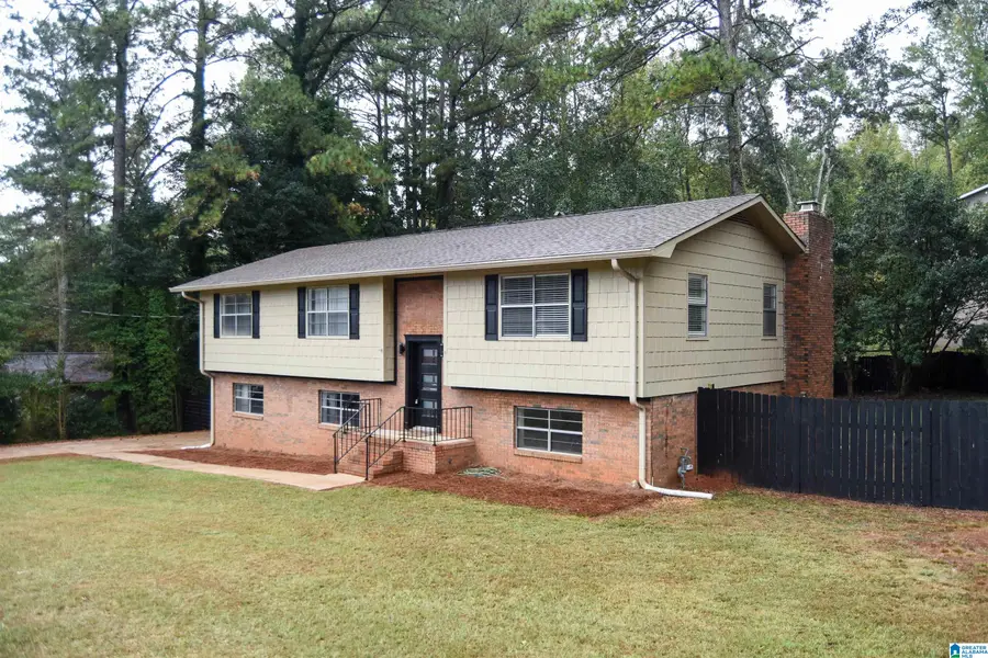 800 PECANWOOD DRIVE, Anniston, AL 36207 - #2