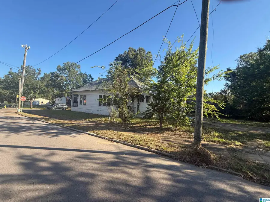 1443 PRINCETON AVENUE SW, Birmingham, AL 35211 - #2