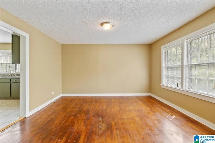 304 23RD AVENUE, Center Point, AL 35215 - #3