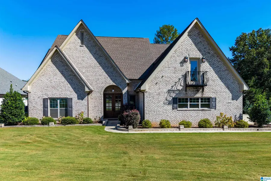 2055 EDINBURGH DRIVE SW, Huntsville, AL 35803 - #2