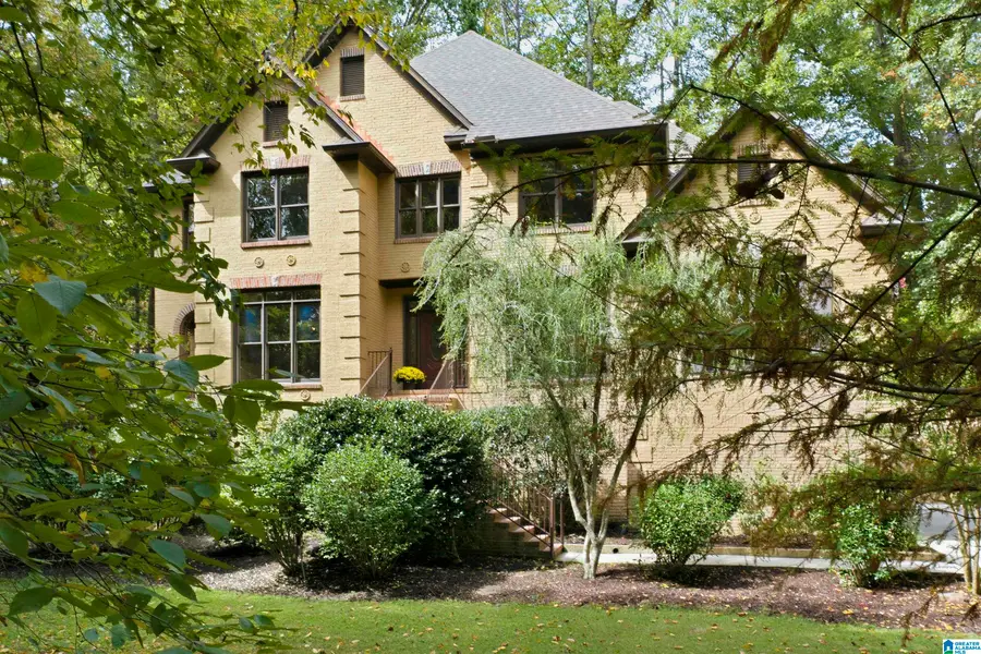 1207 LAKE FOREST CIRCLE, Hoover, AL 35244 - #3