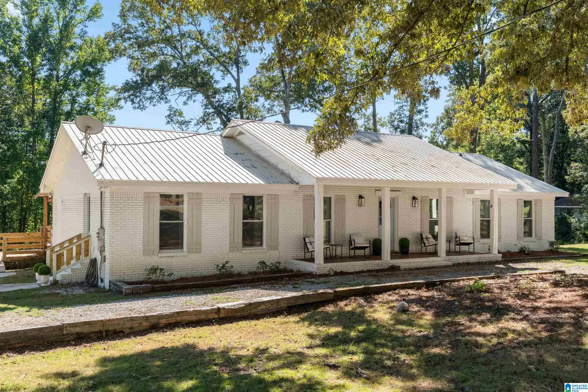 115 1ST AVENUE, Jemison, AL 35085 - #1