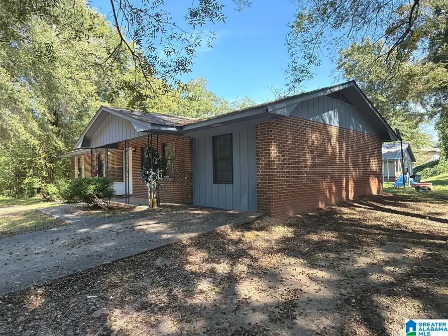 734 D STREET, Alexander City, AL 35010 - #2