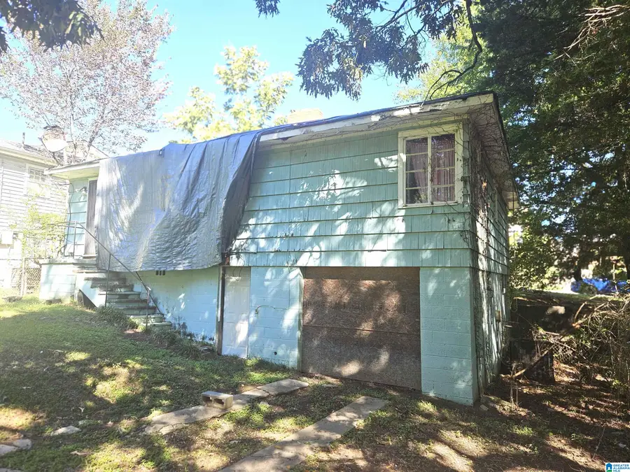 1817 32ND STREET ENSLEY, Birmingham, AL 35208 - #3