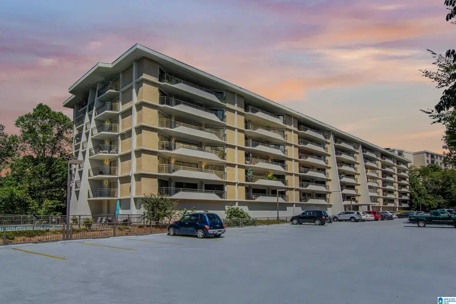 1120 E BEACON PARKWAY, Birmingham, AL 35209 - #2