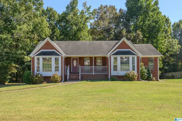 6640 POST OAK DRIVE, Hueytown, AL 35023