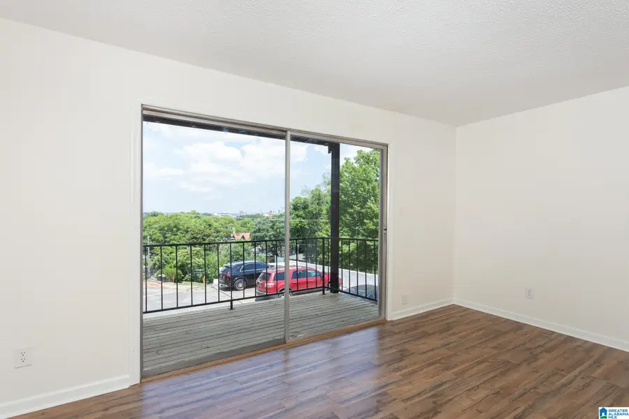 1325 31ST STREET S, Birmingham, AL 35205 - #3