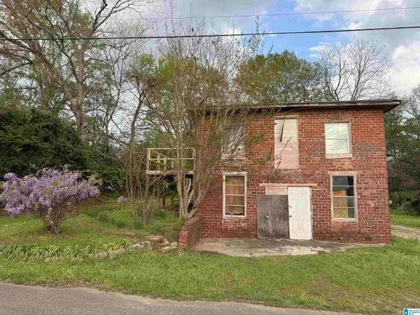 310 BRAKE STREET, Warrior, AL 35180