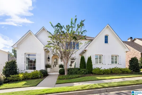 2209 WALNUT HILL DRIVE, Vestavia hills, AL 35226