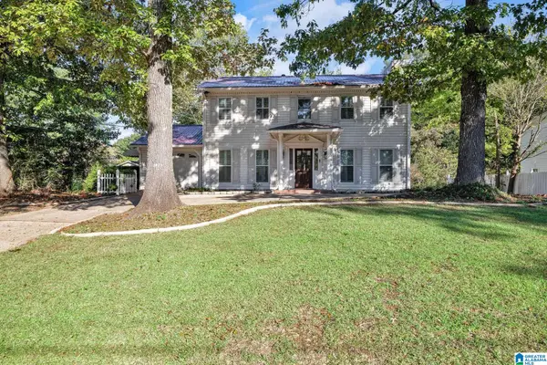 762 OAK DRIVE E, Trussville, AL 35173