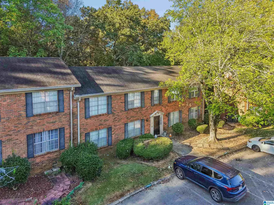 2050 MONTREAT PARKWAY, Vestavia Hills, AL 35216 - #2