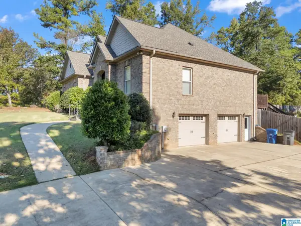 1001 ASBURY CIRCLE, Helena, AL 35022