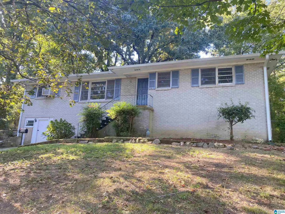 2248 4TH PLACE CIRCLE NE, Center Point, AL 35215 - #1