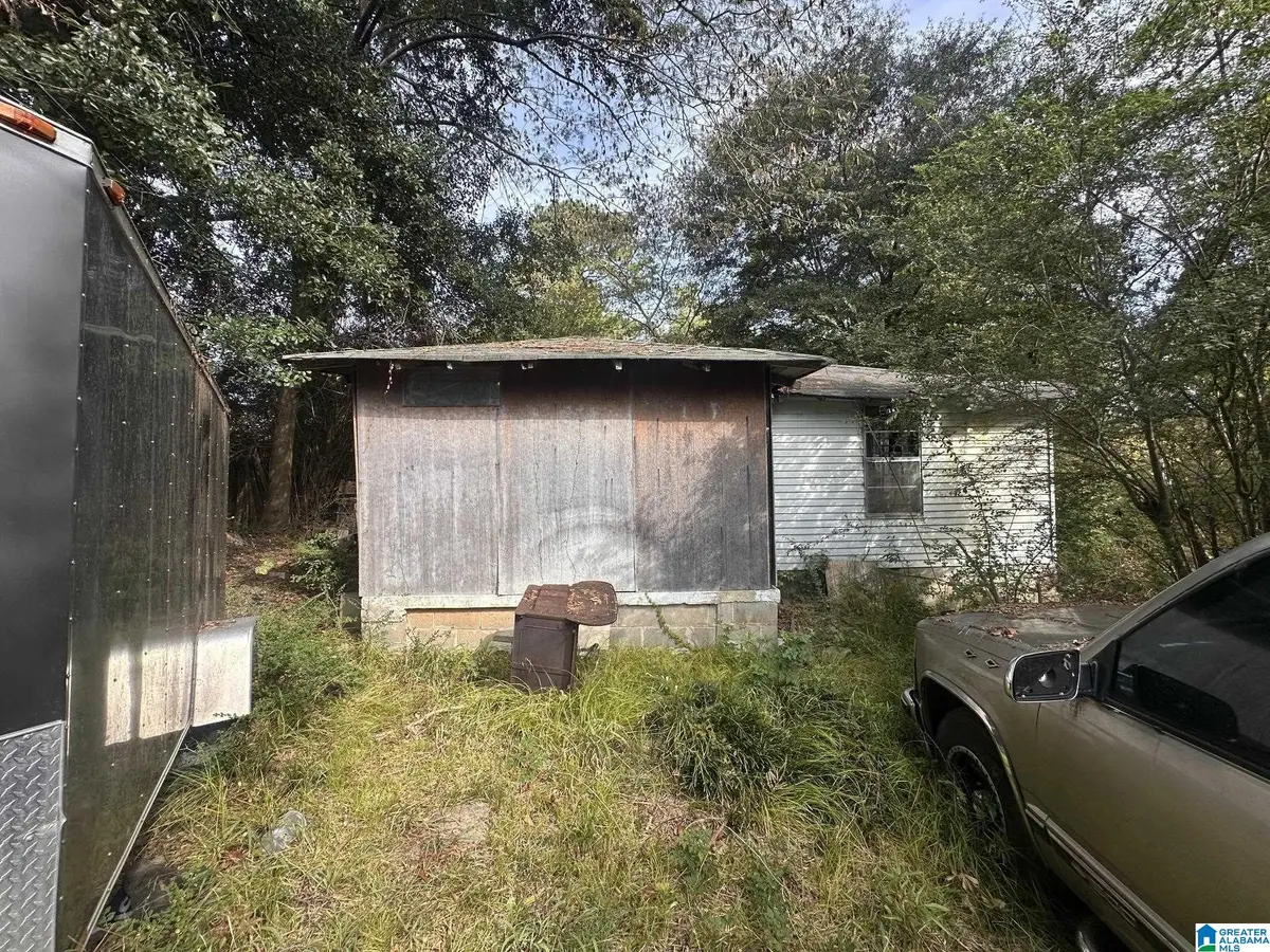 758 11TH AVENUE SE, Graysville, AL 35073 - #1