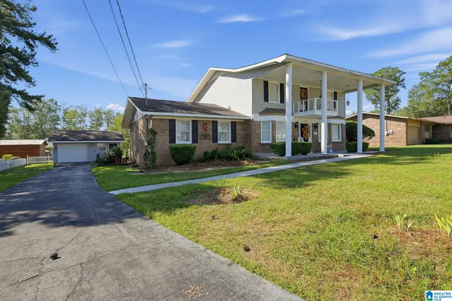 902 DUBOIS STREET, Dothan, AL 36303 - #3
