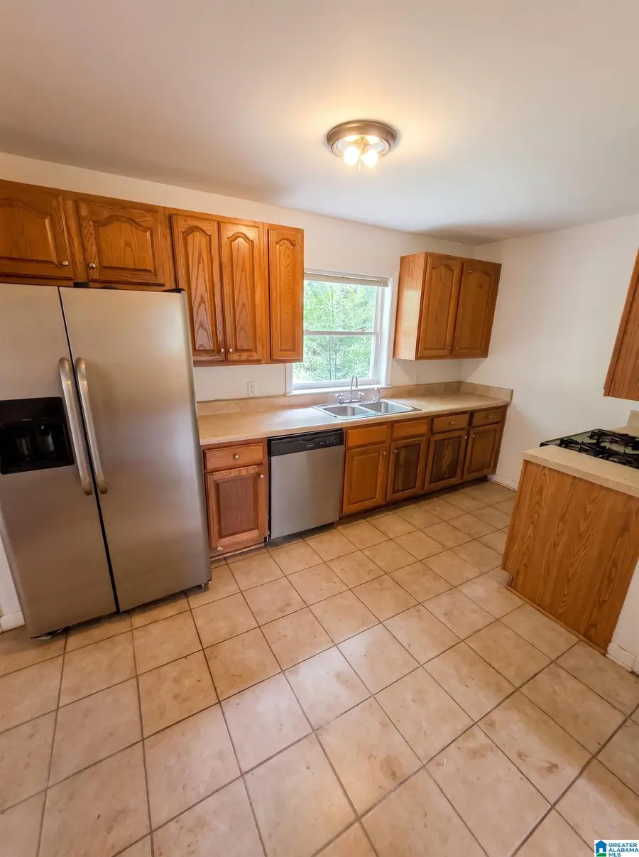 2349 3RD PLACE NW, Center Point, AL 35215 - #3
