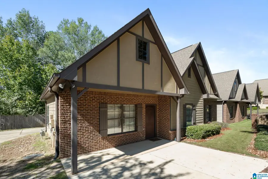160 EAGLE COVE DRIVE, Pelham, AL 35124 - #2