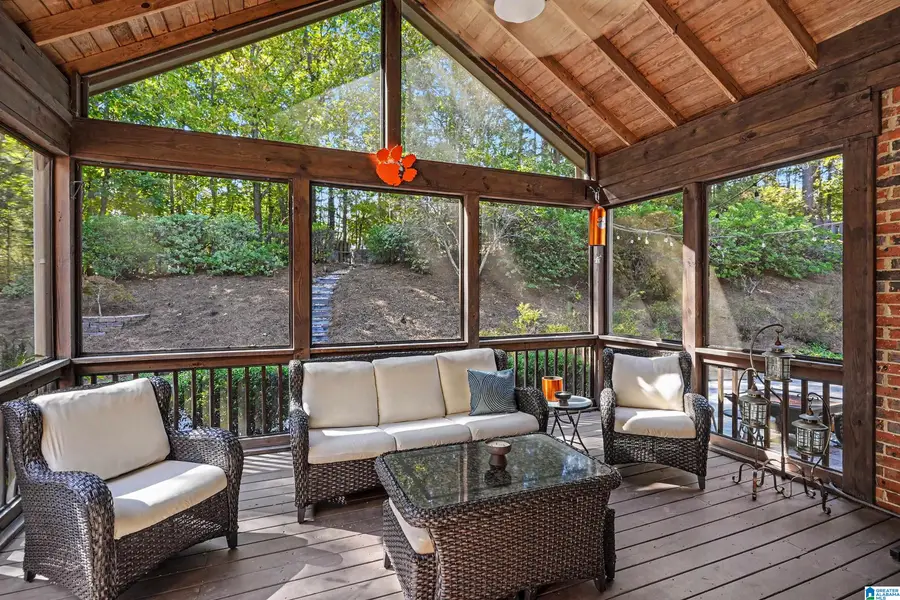 9000 PARK CREST ROAD, Vestavia Hills, AL 35242 - #3