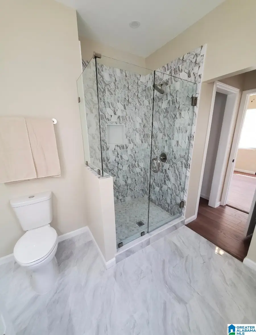 3530 17TH AVENUE, Birmingham, AL 35234 - #2