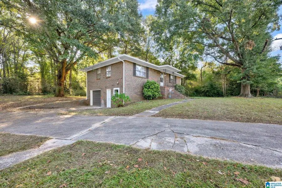 212 HILLCREST ROAD, Adamsville, AL 35005 - #3
