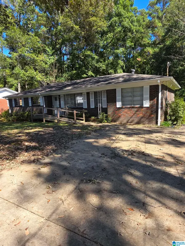 237 MABELON COURT, Hueytown, AL 35023