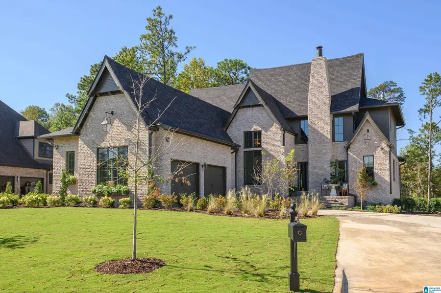 1609 CHATEAU CREST LANE, Vestavia Hills, AL 35216 - #2