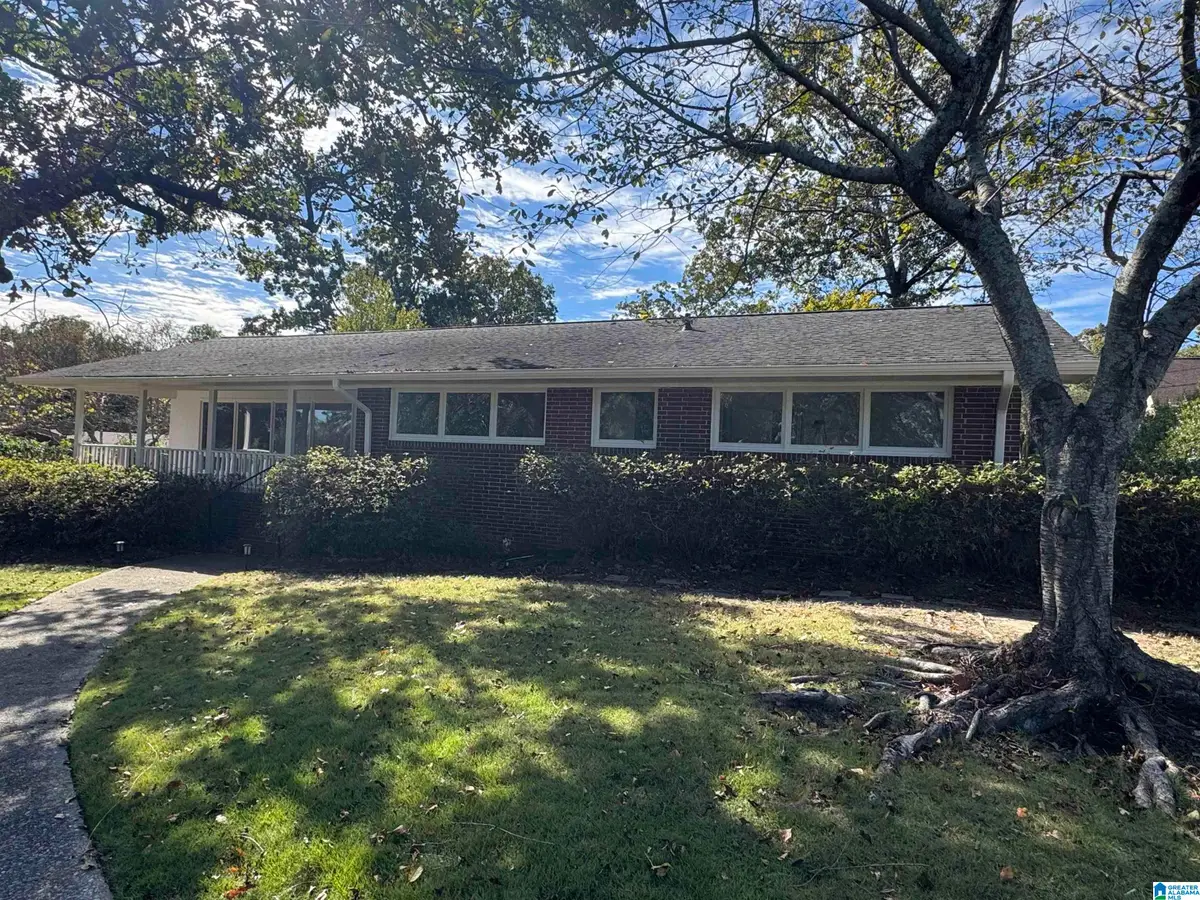 2624 WILLOW BROOK LANE, Vestavia Hills, AL 35226 - #1
