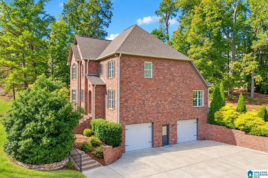 116 WILLOW BRANCH LANE, Chelsea, AL 35043 - #2