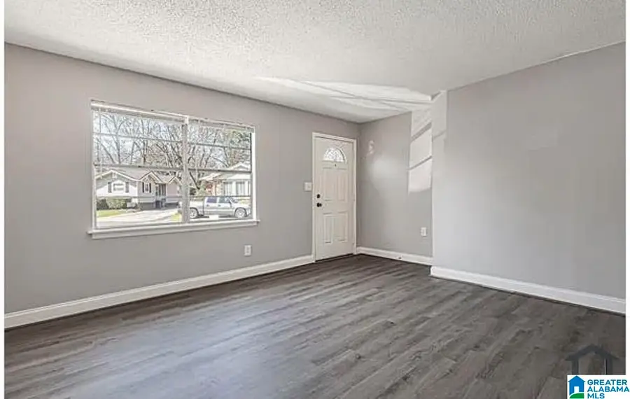 2201 BEULAH AVENUE SW, Birmingham, AL 35211 - #3