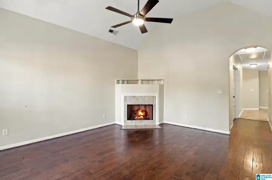 5891 SOUTHWOOD PARKWAY, Bessemer, AL 35022 - #3