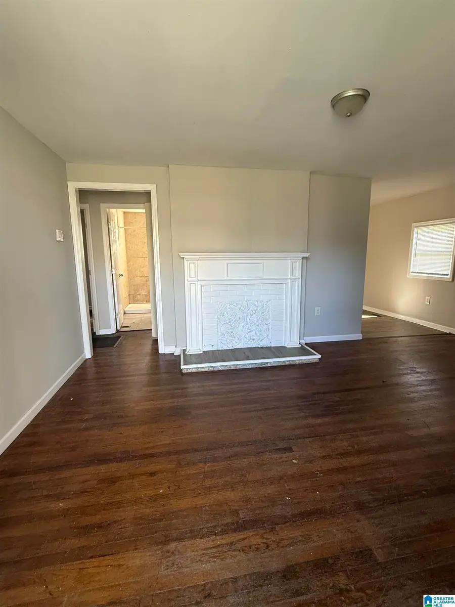 1709 2ND COURT W, Birmingham, AL 35208 - #2