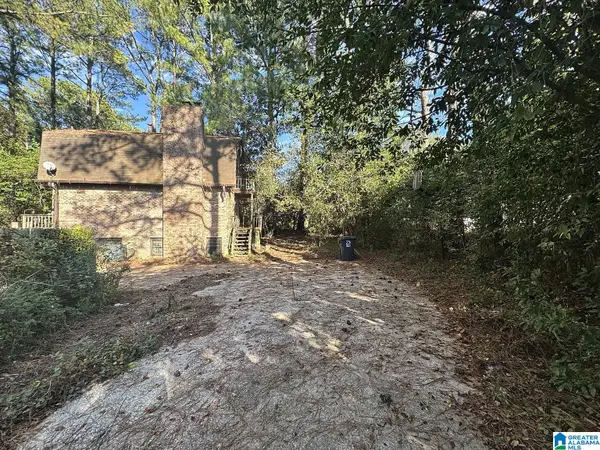 3235 WESTBROOK DRIVE, Hoover, AL 35216