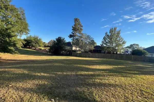 117 Mulberry Lane, Headland, AL 36345