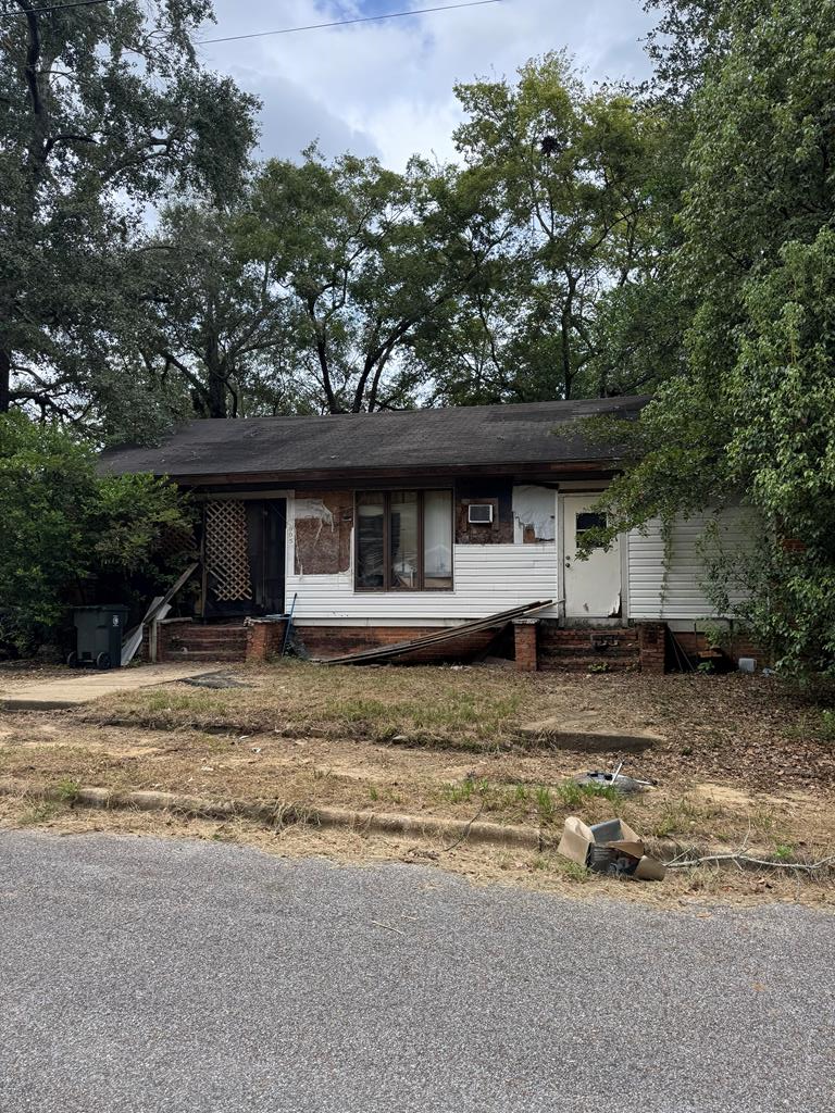 605 Collier St, Dothan, AL 36301 - #1