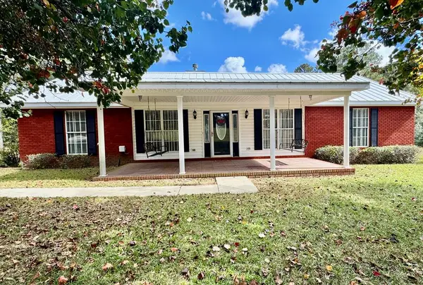 11835 S Park Avenue, Slocomb, AL 36375