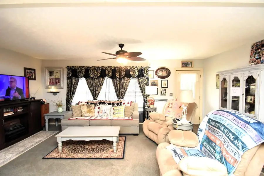 252 Del Rio Terrace, Ozark, AL 36360 - Image #3