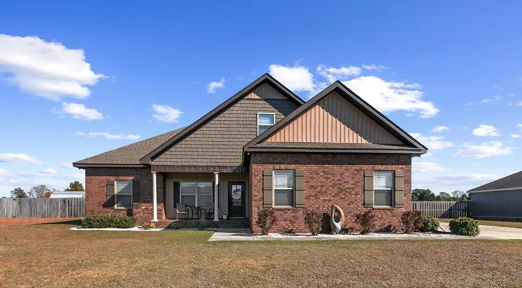 125 Tanglewood Dr., Headland, AL 36345 - Image #1